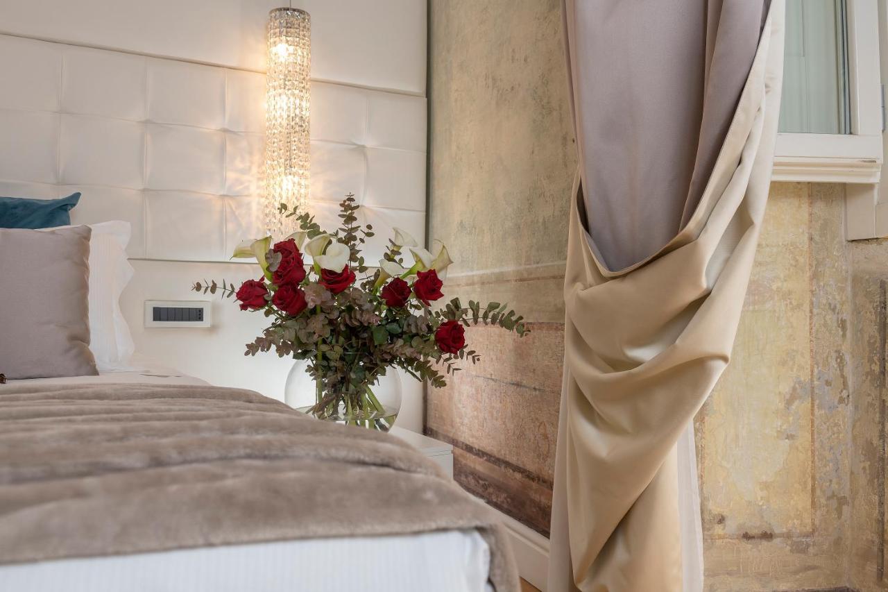 Argentina Residenza Style Hotel Rome Bagian luar foto